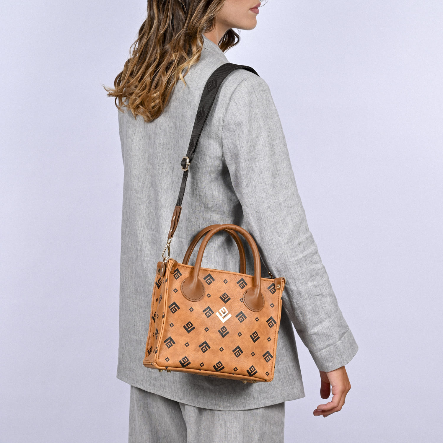 tiffany-s-signature-collection-model-95.jpg