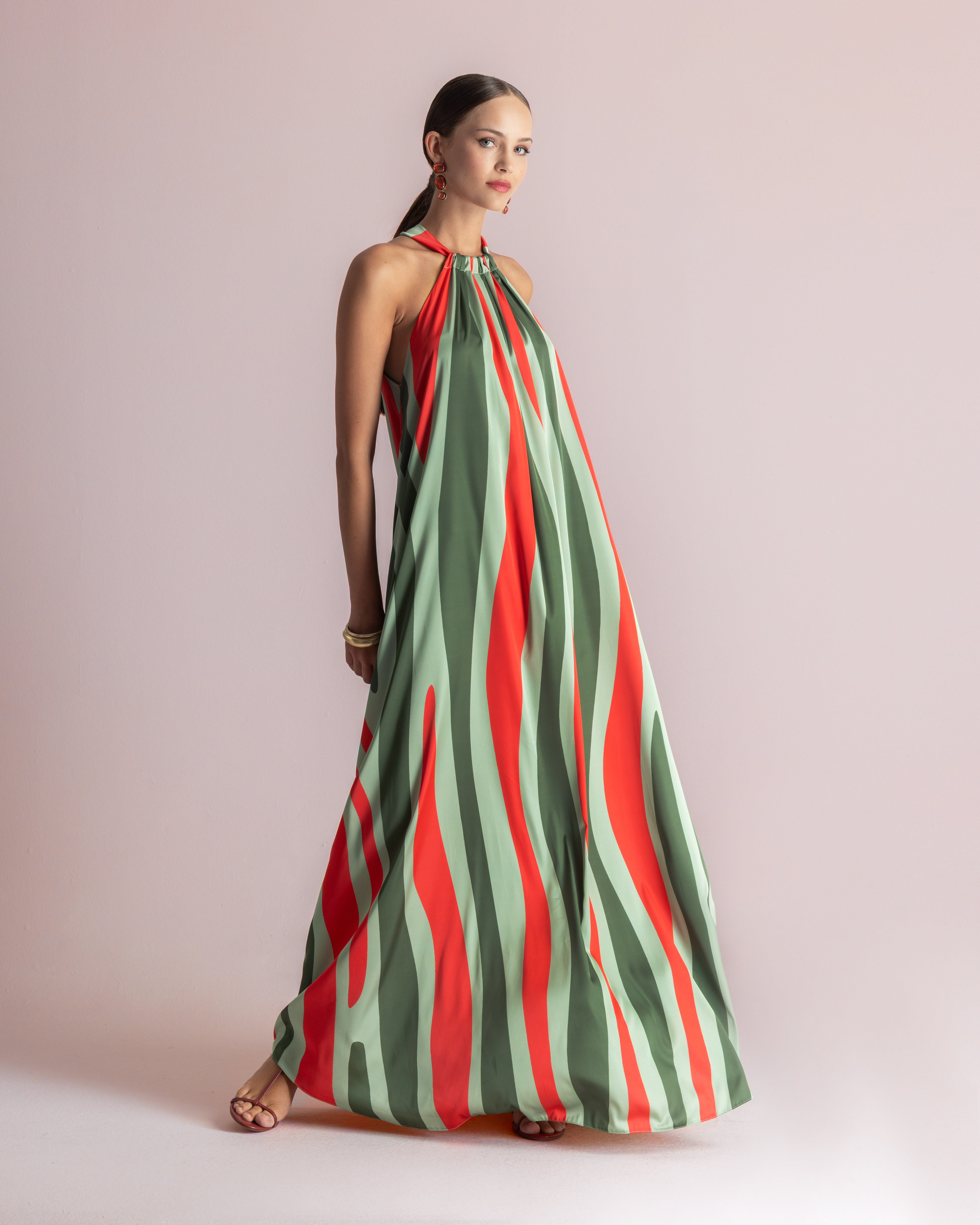 Maxi Φόρεμα με halter MOUTD011S/M